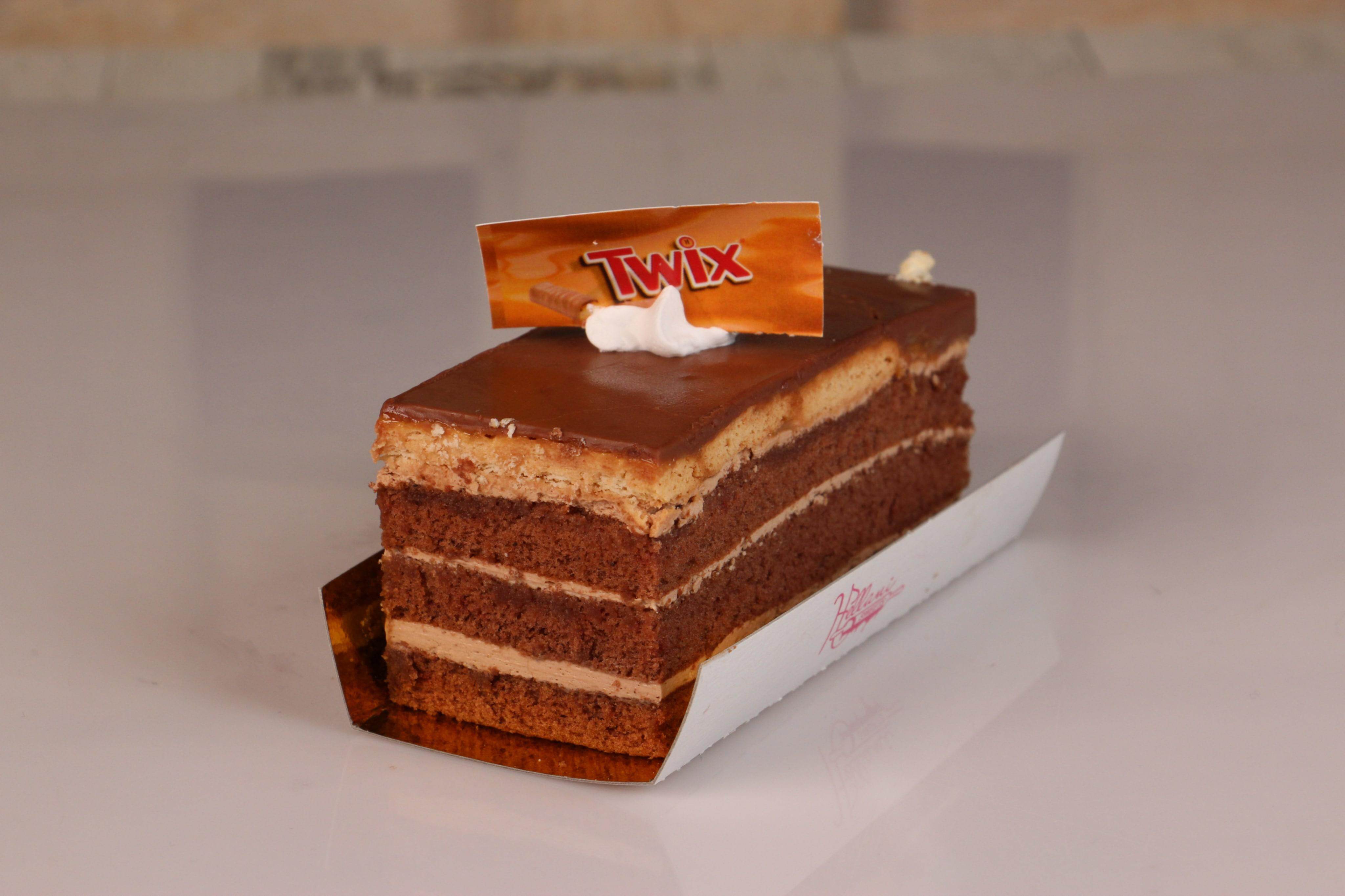 Twix cake تويكس كيك