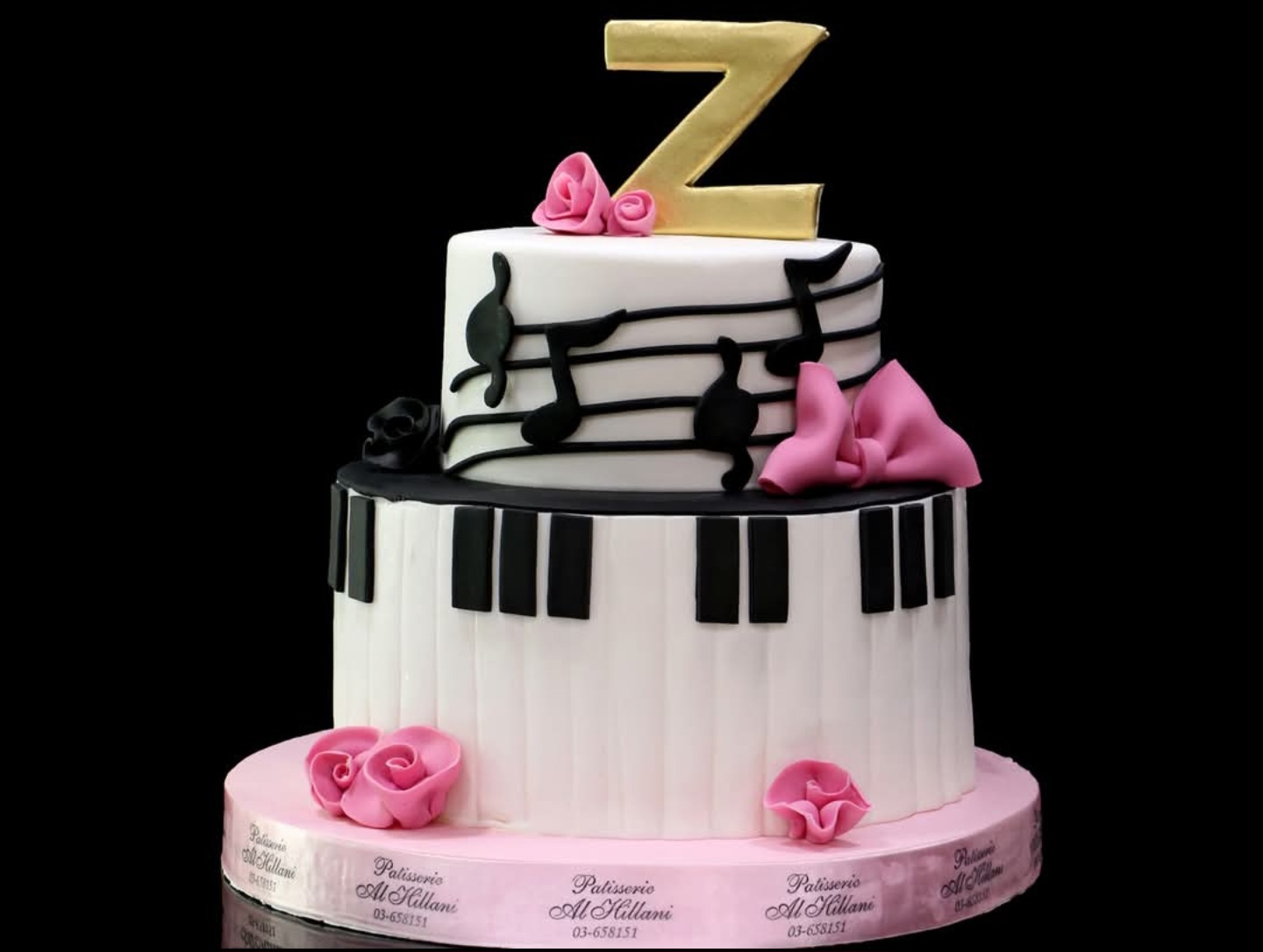 Piano Music Cake